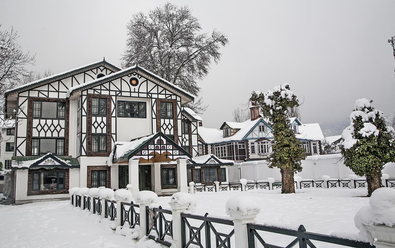 Lemon Tree Hotel Srinagar Kültér fotó