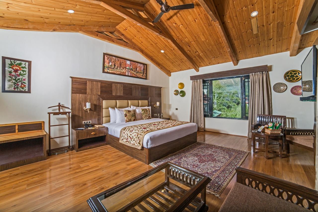 Lemon Tree Hotel Srinagar Kültér fotó